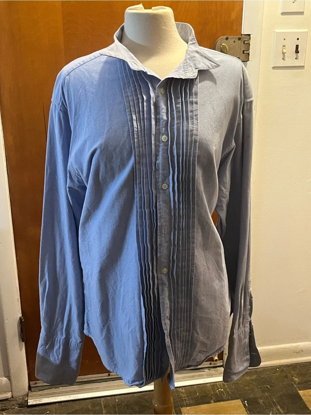 J.CREW Women's Long Sleeve Tuxedo Style Shirt Size L Blue Button Up